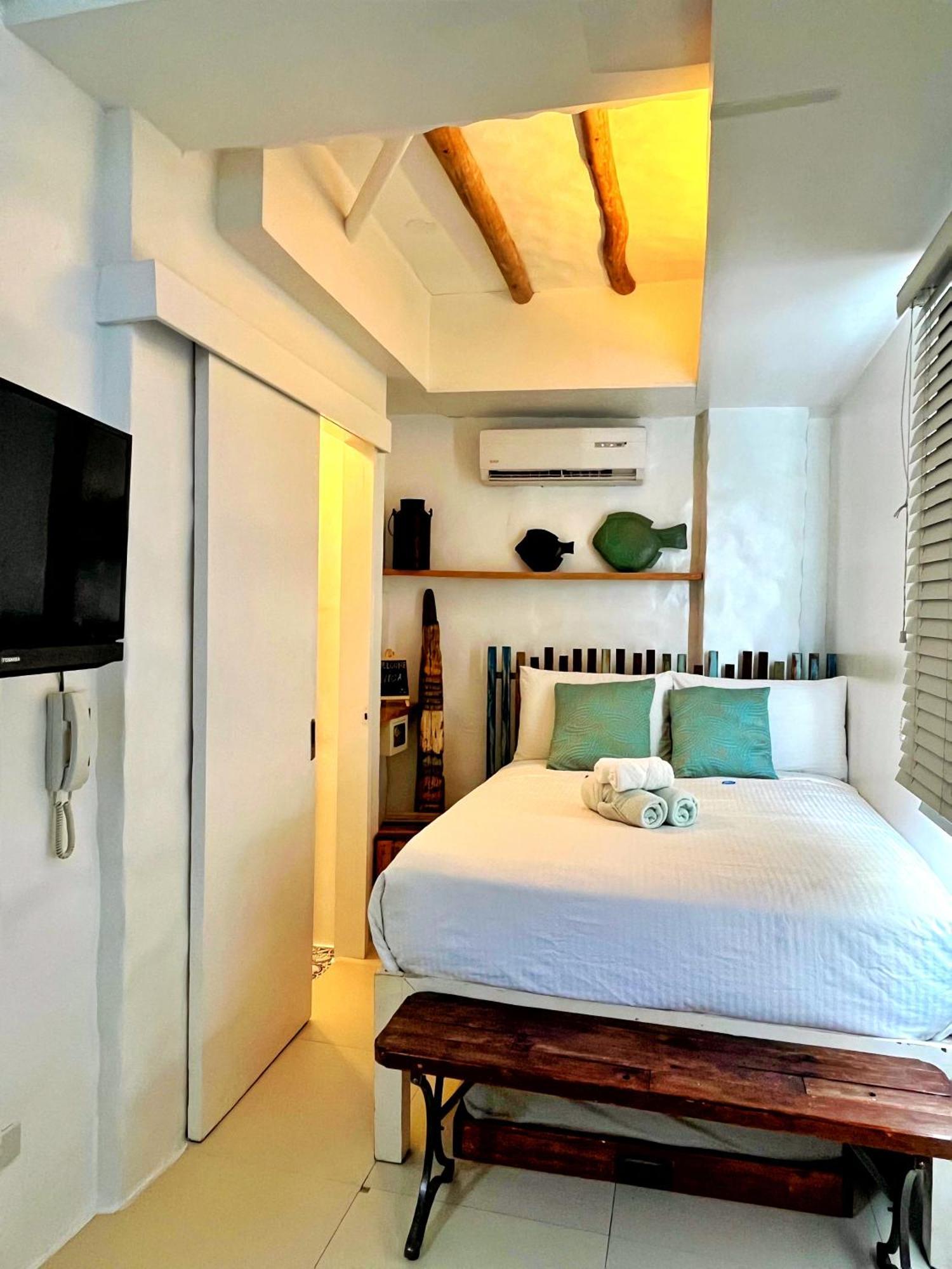 Lugar Bonito Hotel Balabag  Esterno foto