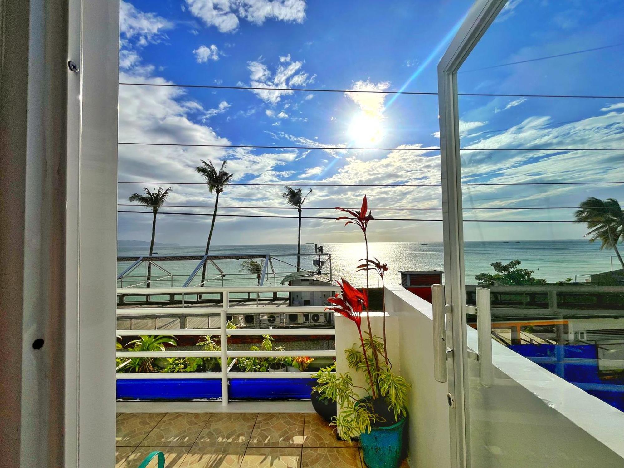 Lugar Bonito Hotel Balabag  Esterno foto